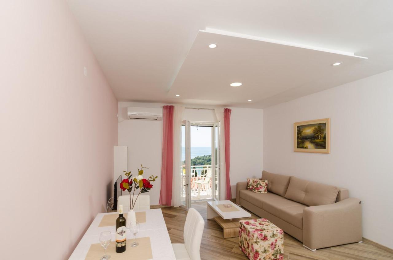 Apartments Marmo Mlini Exterior photo