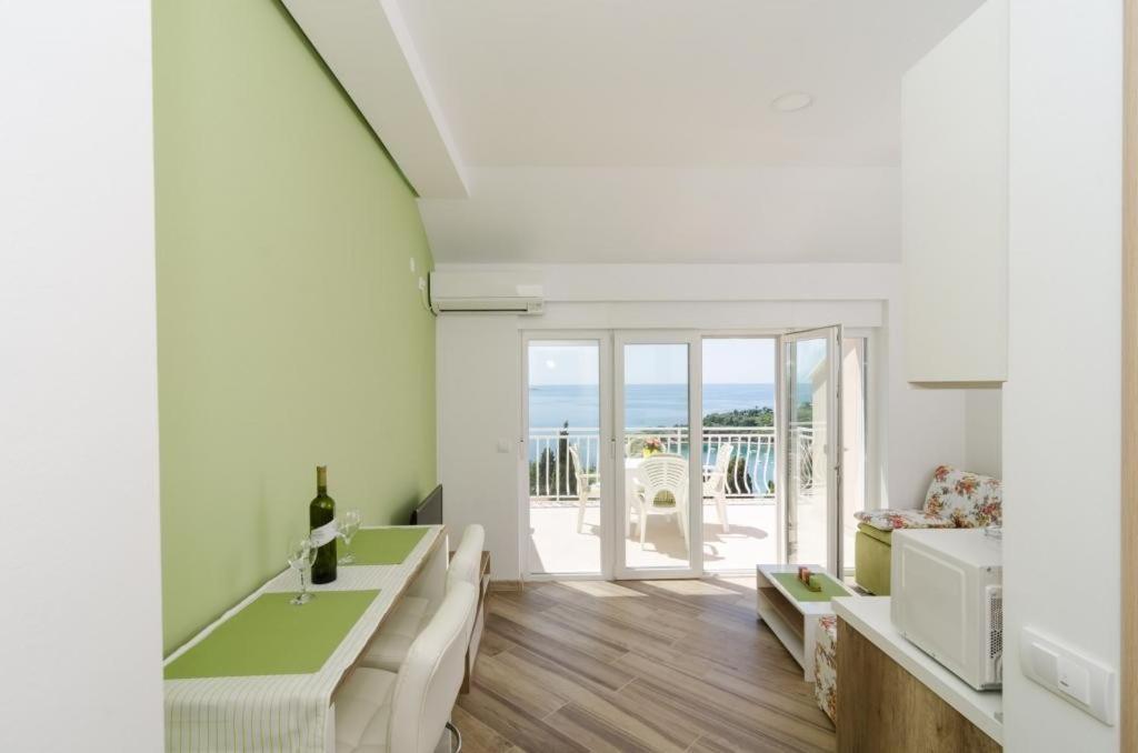 Apartments Marmo Mlini Room photo